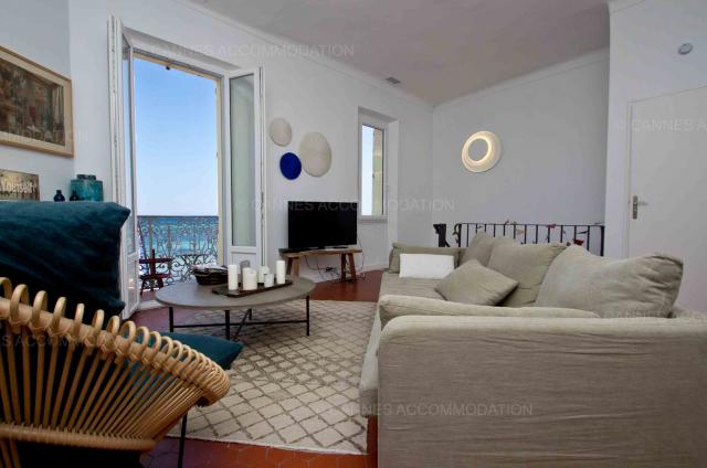 Location appartement Festival Cannes 2024 J -13 - Reception - Villa Vaiana